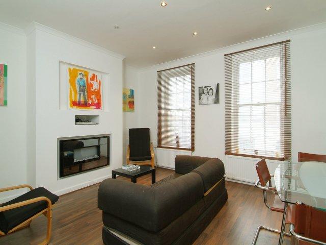 3 Bedroom Flat / Apartment for Sale in Warren Street London W1T
