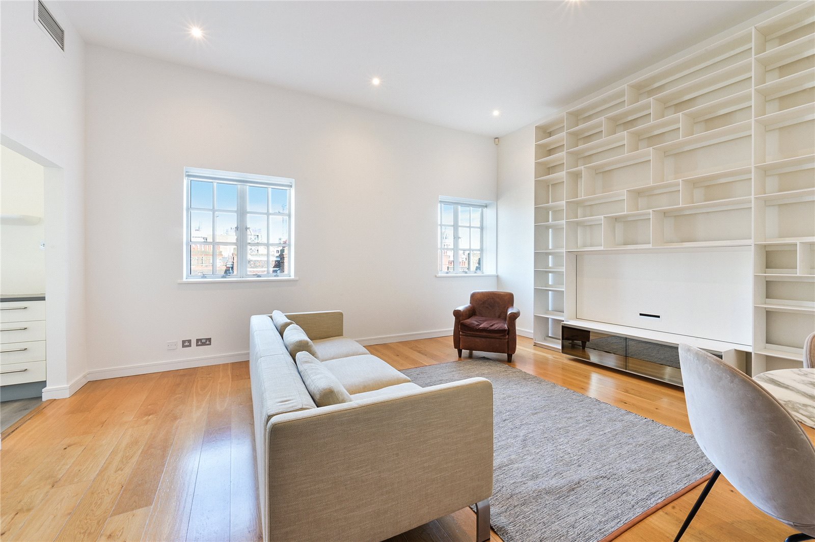 2 Bedroom Flat / Apartment for Sale in Luxborough Street London W1U