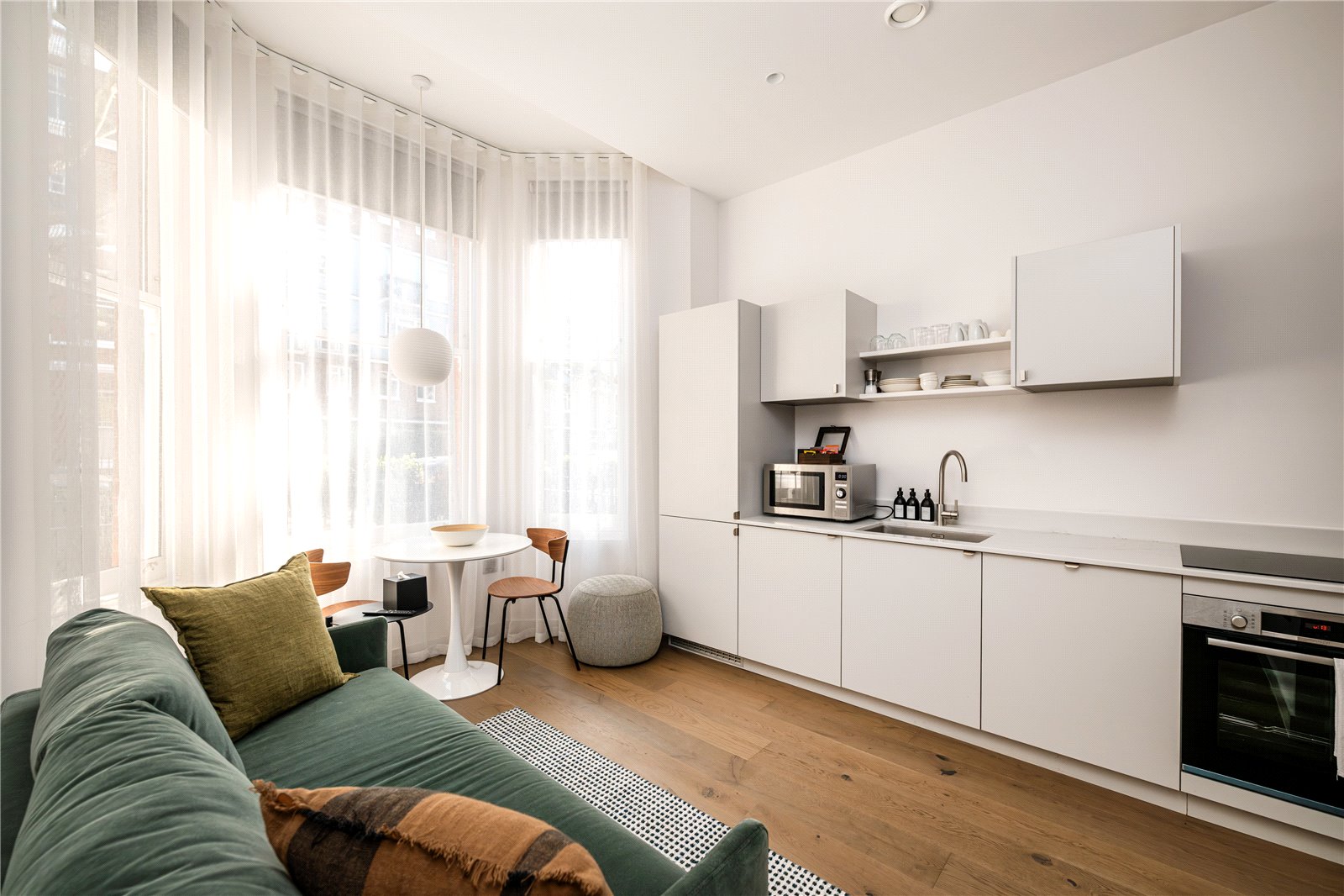 1 Bedroom  to Rent in Philbeach Gardens London SW5