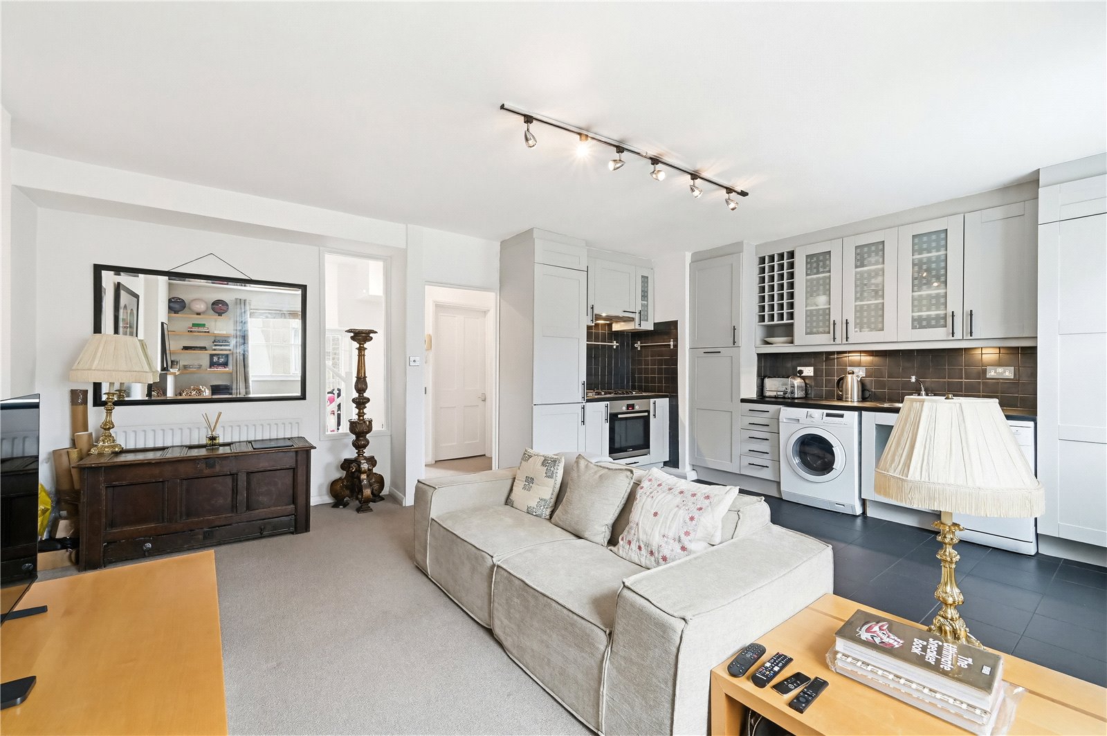 2 Bedroom Flat / Apartment for Sale in Craven Terrace London W2