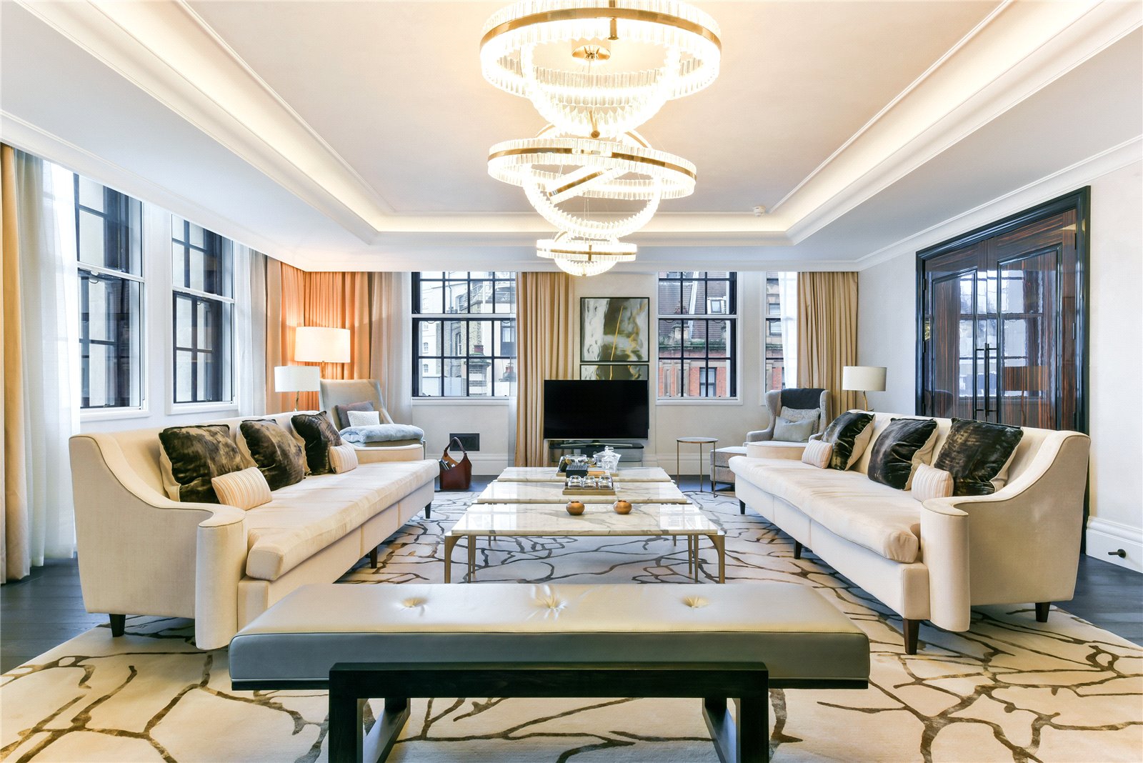 3 Bedroom Flat / Apartment to Rent in Whitehall Place London SW1A