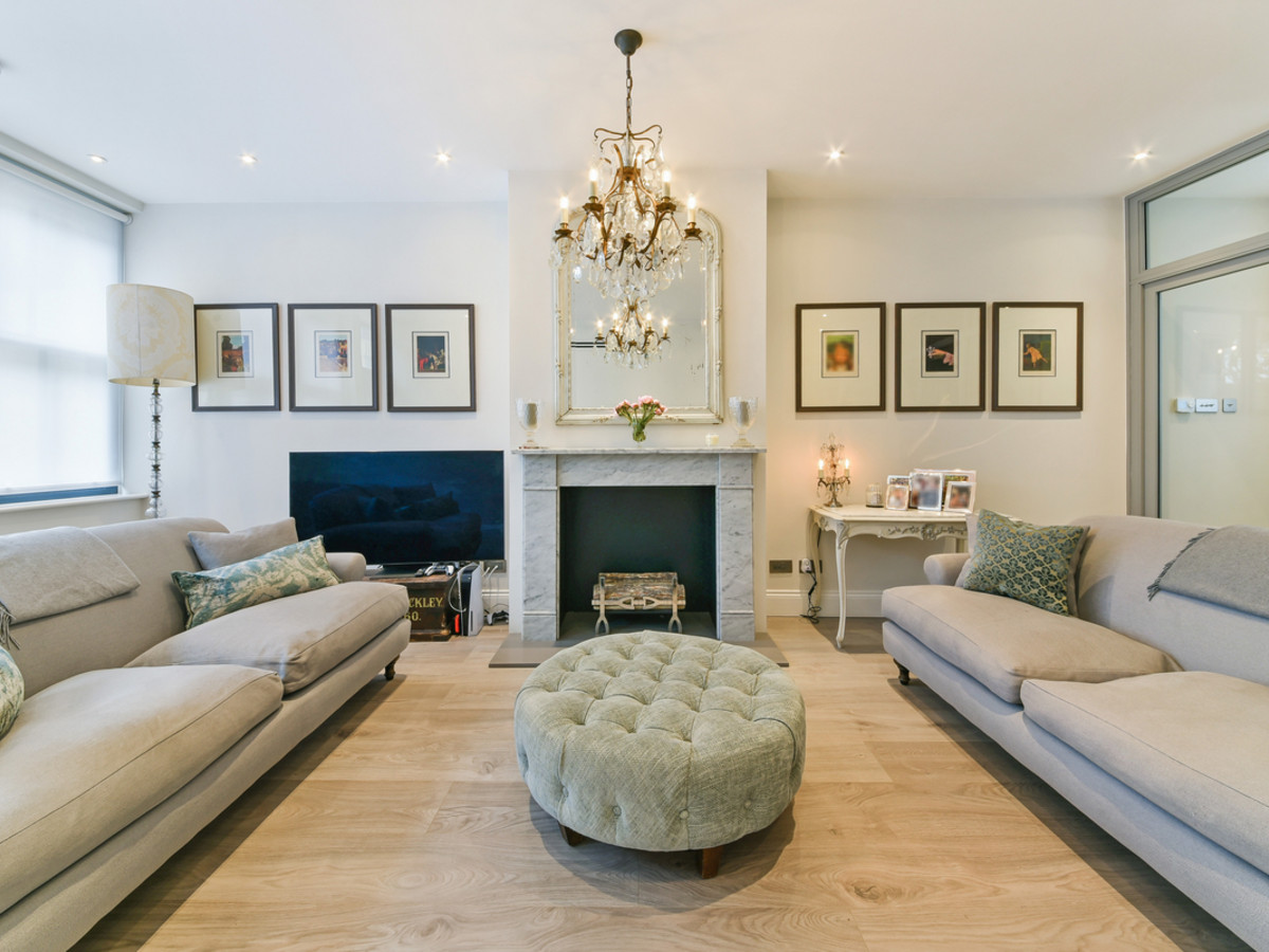 4 Bedroom House for Sale in Leinster Mews Bayswater W2