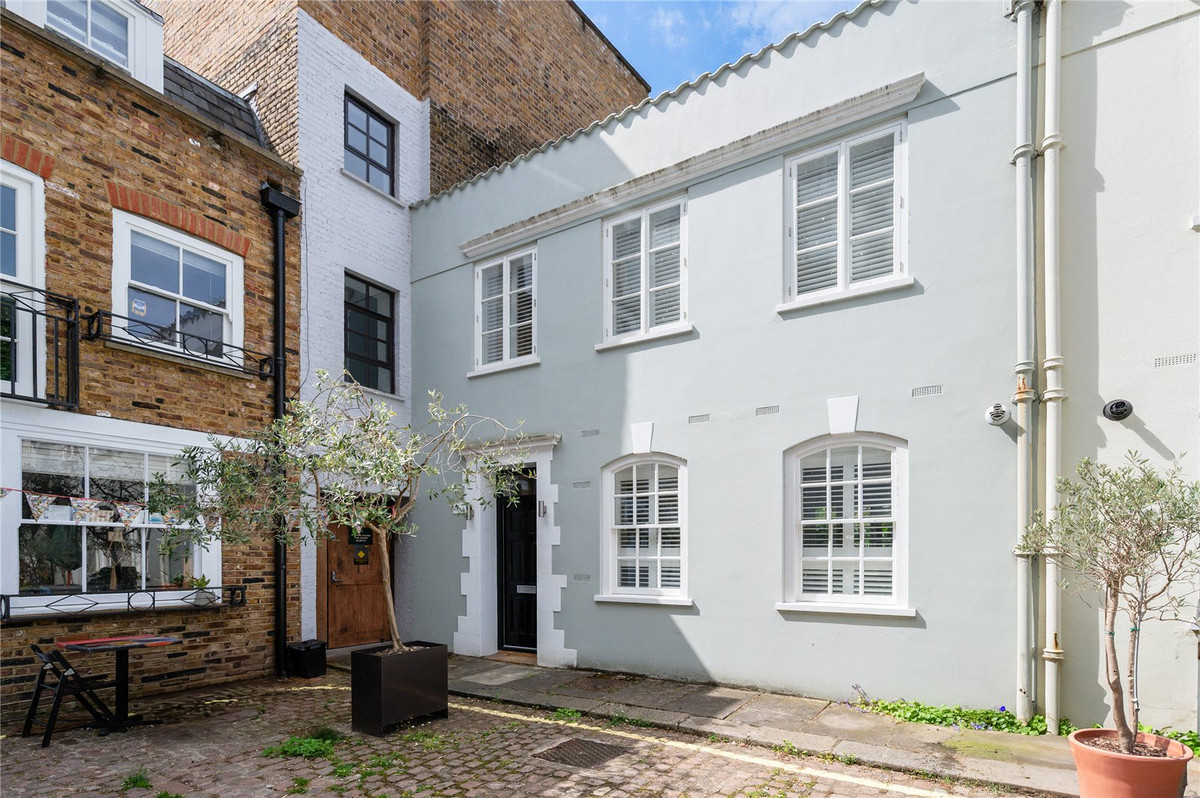 2 Bedroom Semi-Detached House for Sale in Archery Close Hyde Park W2