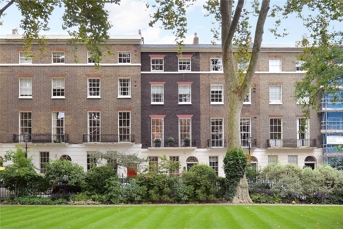 7 Bedroom Terraced House for Sale in Connaught Square Hyde Park W2