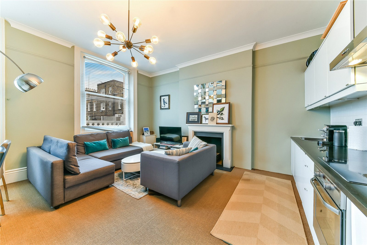 1 Bedroom Flat for Sale in Hereford Road Bayswater W2