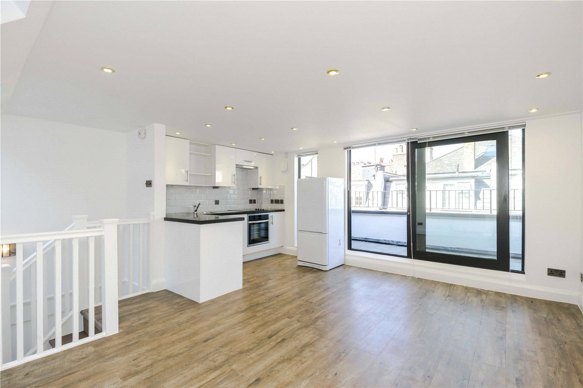 3 Bedroom House for Sale in Huntsworth Mews  NW1