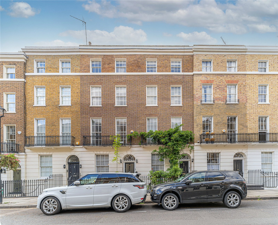 11 Bedroom Semi-Detached House for Sale in Albion Street  W2