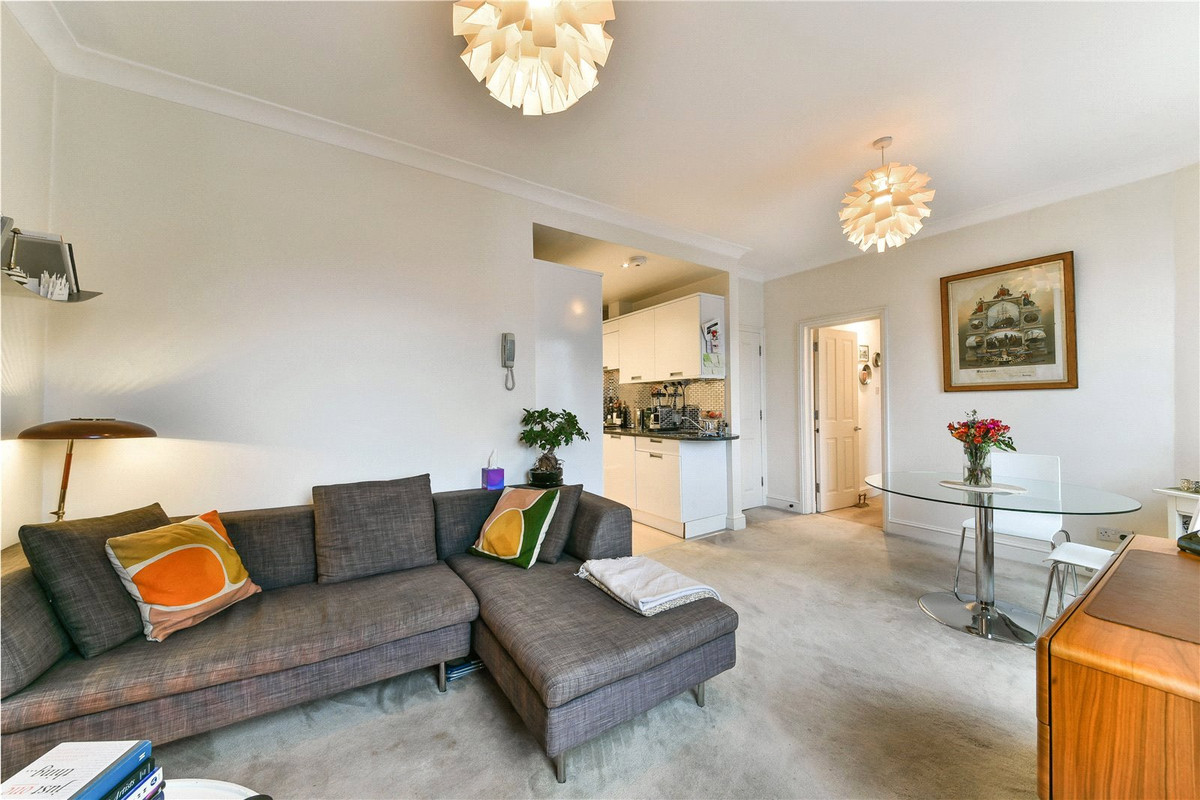 1 Bedroom Apartment for Sale in Craven Road Bayswater W2